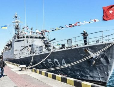 «Εισβολή» Τούρκων... και στην μαρίνα της Κω!